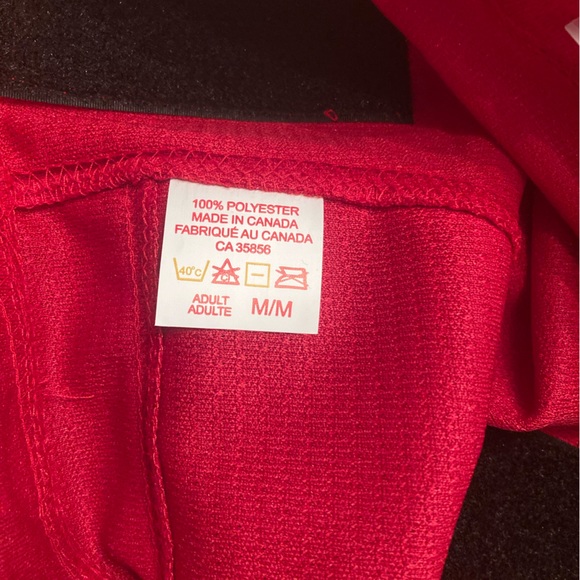 Mens Adult Medium Kobe Hockey Socks Calgary Flames NHL Colours - Picture 2 of 2